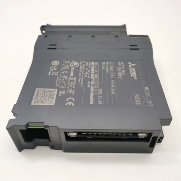 O1CN0100PjYe1MOhT0avdCv_4611686018427385105-0-fleamarket.jpg_790x10000Q90.jpg_.webp Handling 4 units of RY40NT5P 1FM150 brand-new original Mitsubishi PLC modules, only genuine products, photos taken of the actual items.