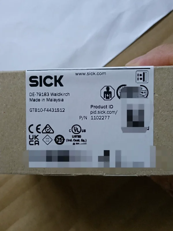 New SICK GTB10-F4431S12 photoelectric sensor, made in Malaysia, order number 1102277, 2 units in stock, need to contact!