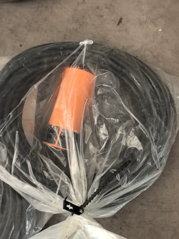 O1CN011YWtQP1cNM9JYOSS3_4611686018427381620-0-fleamarket.jpg_790x10000Q90.jpg_.webp IB0108 Brand New Original Imported IFM IB0108 IB-2020-ABOA/10M Limited Quantity Unit Price 750 Yuan Actual Shooting