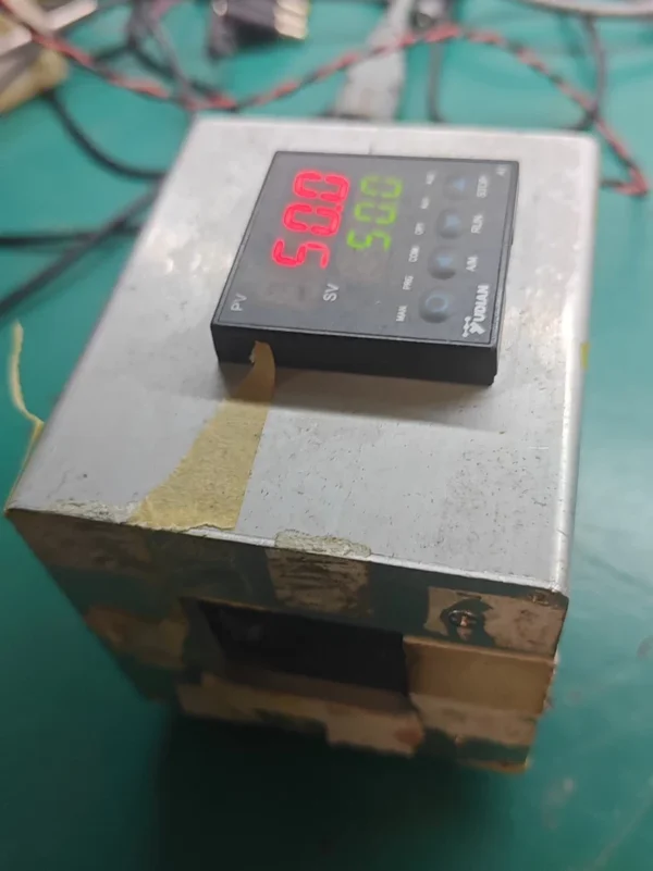 O1CN011YhgnC1c0SN7dCNTd_4611686018427382930-53-fleamarket.heic_790x10000Q90.jpg_.webp Body temperature measuring black bo...