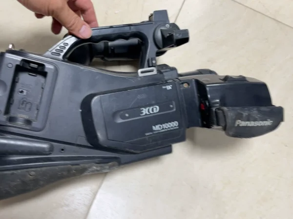 Panasonic MD10000 professional vide...