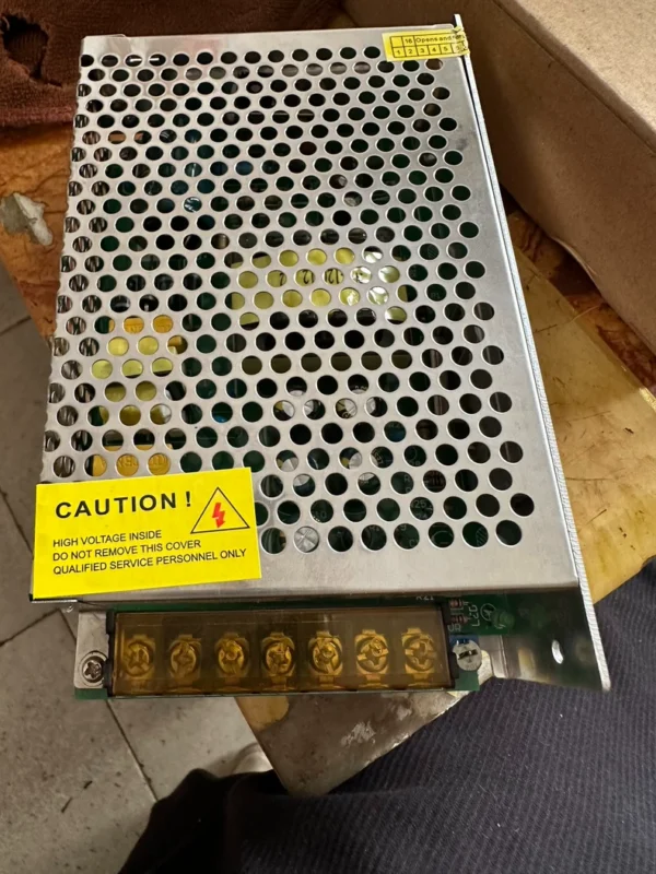 O1CN011zirRX2B52jeGNC37_0-fleamarket.jpg_790x10000Q90.jpg_.webp One brand new original power supply: MVO-75-12. The other one is NW-120-12: the two are different, priced at 90 yuan when packaged together.