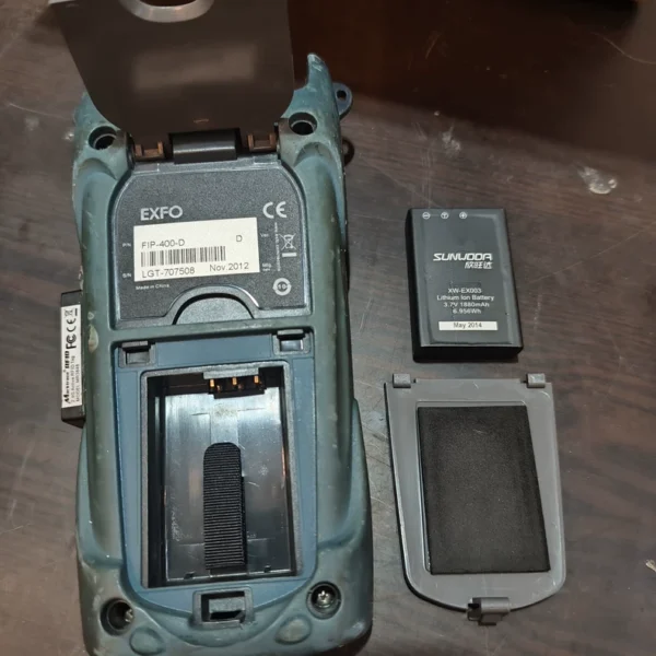 EXFO FIP-400-D Optical Fiber Microscope Detector. The price shown in the picture is the actual price! [Warm Reminder] Functionality is not guaranteed! No returns or exchanges after sale! Shipping fee is at the buyer's expense! Friends in need can contact for consultation!