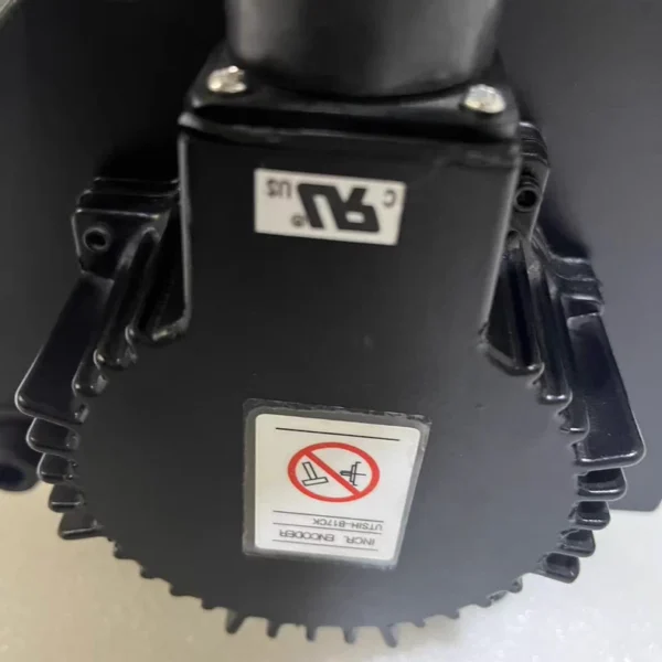 O1CN013OXABN1KP2PiPiFIx_53-fleamarket.heic_790x10000Q90.jpg_.webp Yaskawa high-voltage servo motor SGMGH-44DCA61, original genuine product, in beautiful condition, fully functional, test video available, one-year warranty. Yaskawa high-voltage servo motor specifications: voltage 400V, current 16.5A, speed 1500RPM, power 4400W, torque 26.4NM.