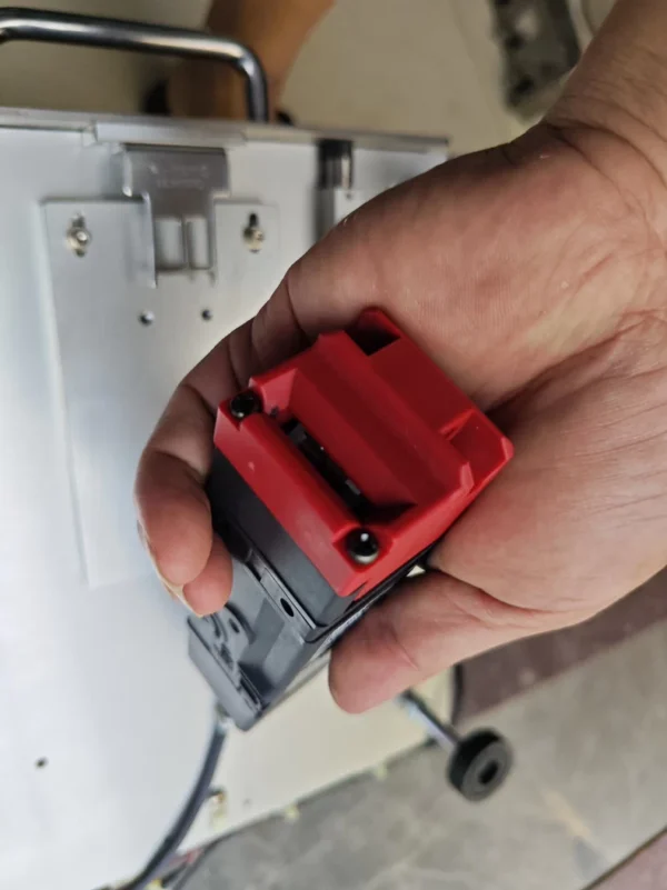 Omron D4SL-N2NFA-D safety door inte...