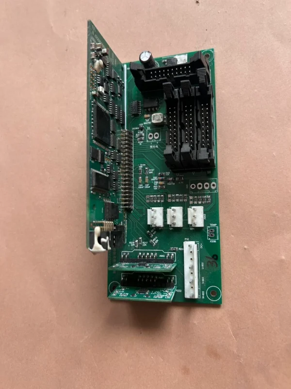 ABB industrial control board, model SL-RINT-5612C10000020537 B, disassembled, actual product photographed, board surface intact, functions guaranteed. Second-hand goods are non-refundable and non-exchangeable. Friends in need, please consult and place an order.