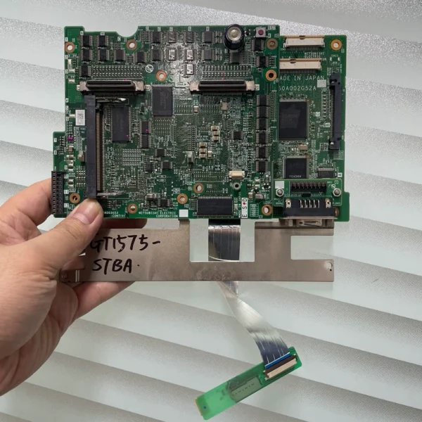 O1CN014VQnPM1ebfl6vqfDg_4611686018427384354-0-fleamarket.jpg_790x10000Q90.jpg_.webp Mitsubishi GOT1000 HMI GT1575-STBA GT1575-STBD Motherboard Real Picture Tested Actual Price Ready to Ship