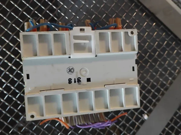 O1CN014zjPwA1c0SNFCj7MV_4611686018427382930-53-fleamarket.heic_790x10000Q90.jpg_.webp Mitsubishi PLC Programmable Control...