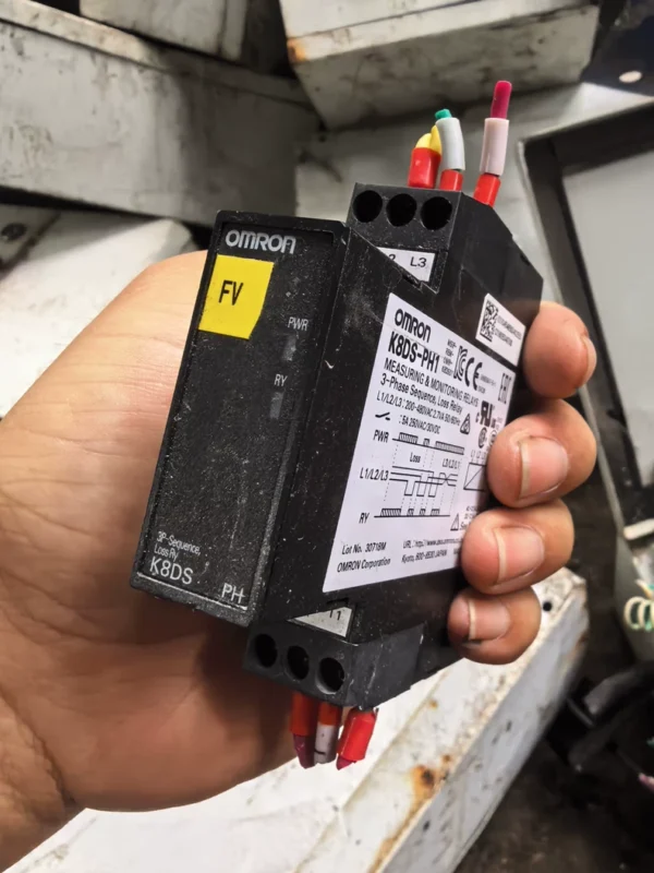 O1CN0159ld2M1gif35sicwd_4611686018427385552-0-fleamarket.jpg_790x10000Q90.jpg_.webp Omron three-phase phase loss protection relay K8DS-PH1 original disassembled, fully functional, condition as shown in the pictures, actual product shooting. Model K8DS-PH1 three-phase phase sequence protection relay. Quantity: more than 400 pieces. Affordable price, selling cheaply, even cheaper if purchased in bulk. Please carefully check the details before buying. No returns or exchanges for non-quality issues. Inspection is supported to ensure your purchase with confidence.
