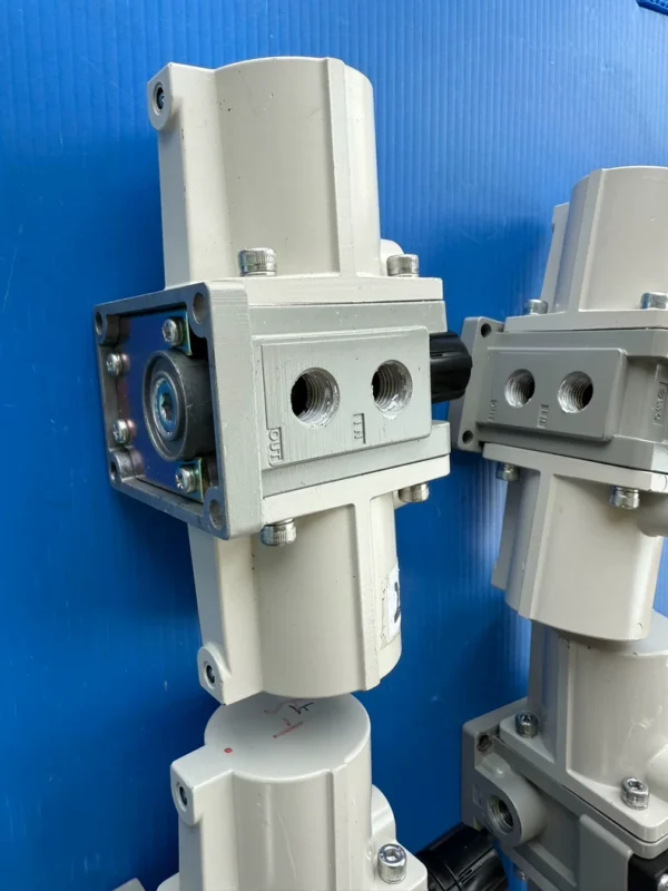 SMC Pneumatic Booster Valve VBA10A-02, used, disassembled from factory, actual photos, sold as is, no returns or exchanges. All shipped via