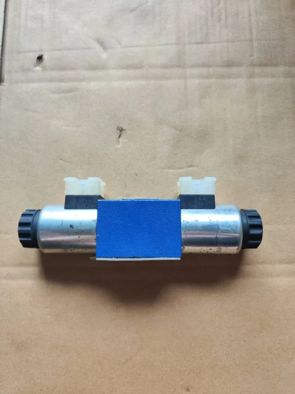 R900567512 Rexroth Solenoid Valve 4WE6D6X/OFEG24N9K4 Used A19*Brand: Rexroth