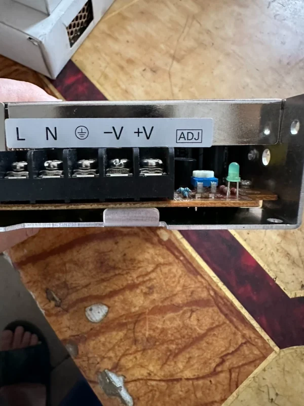 Genuine Omron power switch S8JC-Z03512C, 4 pieces in total, packaged together for 220 yuan