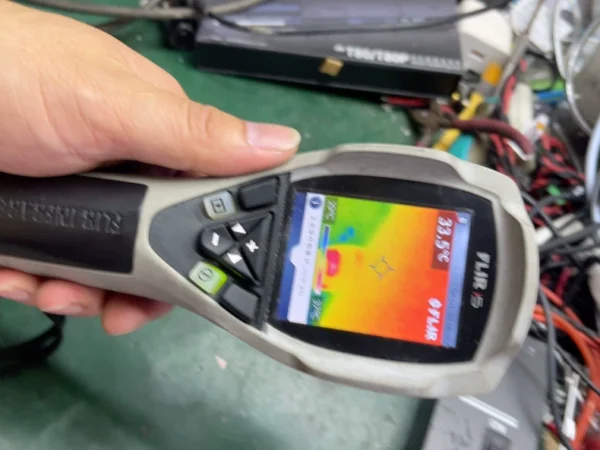 O1CN0187dZTC1c0SLmWHA2i_4611686018427382930-0-fleamarket.jpg_790x10000Q90.jpg_.webp Flir i5 thermal imager. Used normal...