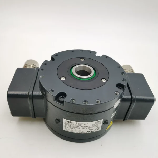 HOG86.2 TH6 DN 2048 I brand new original Baumer encoder, 7 units in stock, photos taken of actual items, only genuine products, unit price 6500 yuan