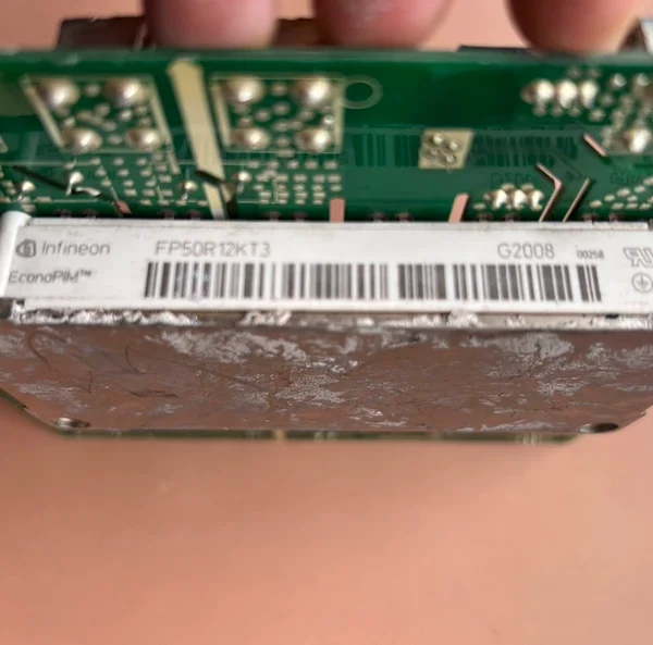 Trane, Oaks, Chigo, Tianjia air conditioning board HMD3W-3SA21, with Infineon module FP50R12KT3, disassembled, real object photographed, only the module is guaranteed to be good, the whole board is in good condition, but there are a few small parts damaged by collision, the whole board is not guaranteed to be good or bad, sold as accessories, no return or exchange after sale, a module test video will be taken before shipment (6-2)