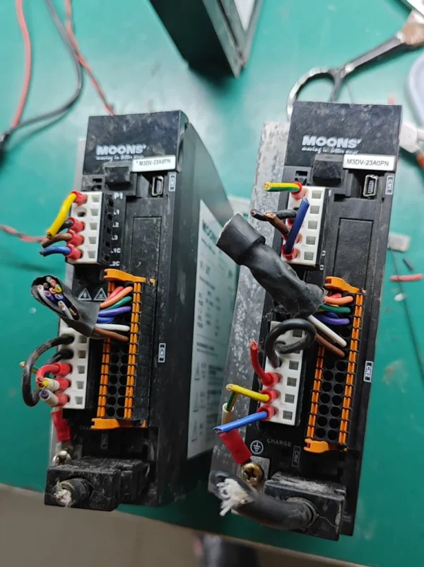 O1CN01As4EoA1c0SN1Kt6pM_4611686018427382930-53-fleamarket.heic_790x10000Q90.jpg_.webp Moons' Servo Kit - Driver: M3DV-23A...