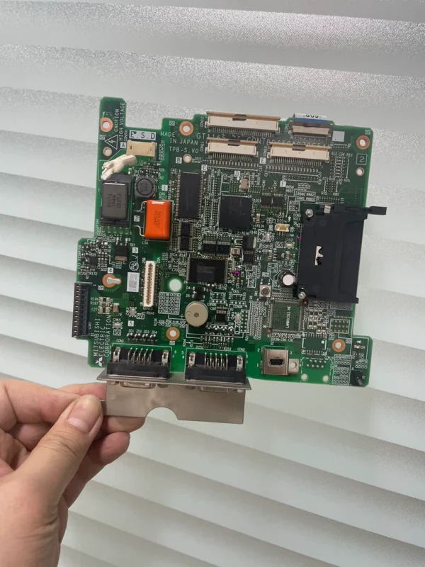Mitsubishi Touch Screen GT1165-VNBA-C Motherboard Real Picture, New Appearance, Tested Good, Fixed Price, Can Be Directly Purchased,