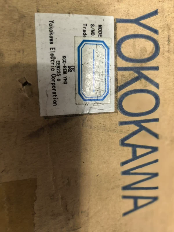 Yokogawa LMC-E11-100-A1 sensor, original genuine product with original factory packaging box. The appearance is new, the function is intact, and the real object is photographed. The model is clearly visible, and the interface is complete and undamaged. Self-pickup in the same city,
