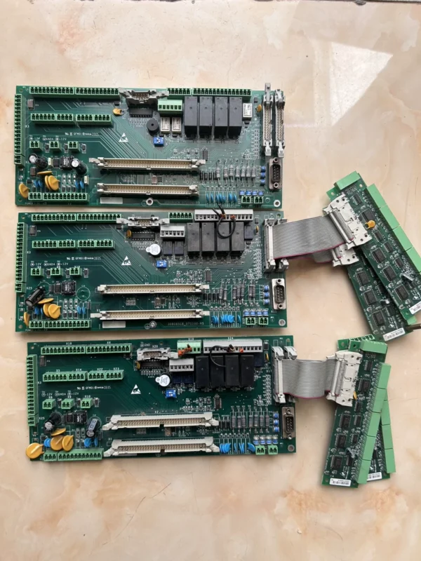 O1CN01CjHGns2ACXjLqq7FT_4611686018427380887-0-fleamarket.jpg_790x10000Q90.jpg_.webp ZTE ZXDU68 power cabinet mainboard 30808SCB_071100-R5, with ZTE rectifier signal interface board 30808R5B-071100-R5 disassembled, condition as shown in the pictures, actual item photographed, function not tested, sold as spare parts, no returns or exchanges, friends in need please consult and place an order~ (3-1)