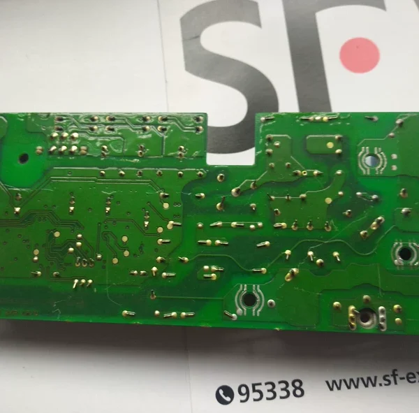 130B6060 2/2 DT/8, Danfoss inverter thyristor trigger board! Warehouse spare part, has been stored for over a year, gathering dust, never disassembled or repaired, actual photos of the condition. No complete machine on hand currently, unable to test, sold as-is without guarantee of functionality. No returns or exchanges after sale. Please refer to the pictures for the specific model.