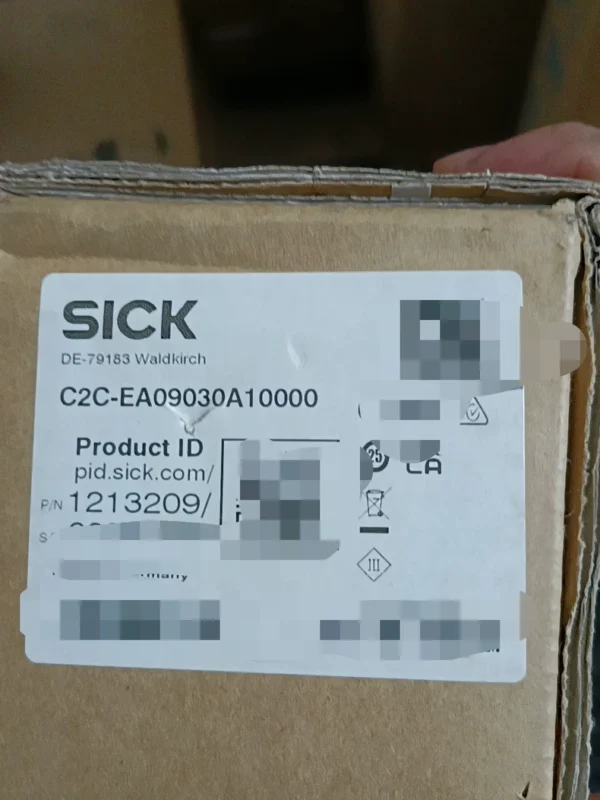 SICK safety light curtain C2C-EA09030A10000, original German authentic product, brand new and unopened, order number 1213209, 2 pieces in stock, need to contact!