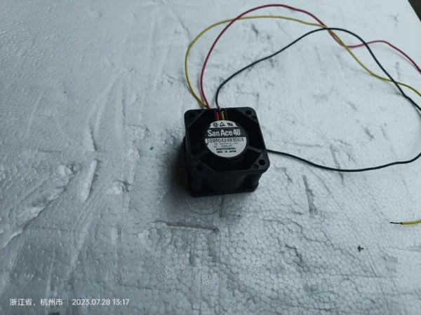 A large quantity of brand new origi...