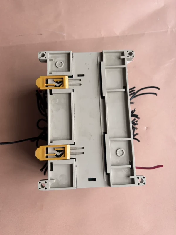 O1CN01GAwln72ACXkBReXWU_4611686018427380887-0-fleamarket.jpg_790x10000Q90.jpg_.webp Omron PLC, model CPM2AH-40CDR-A, disassembled, real object photographed, function guaranteed, in stock and, powers on and lights up, condition as shown in the picture, friends in need please consult and place an order (L)