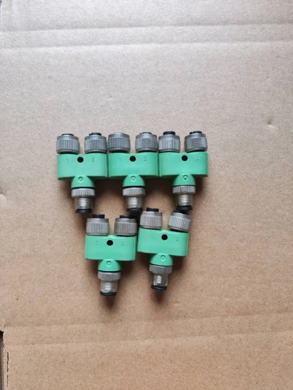 1683468 Phoenix Y-type Connector Used A18*Brand: Phoenix