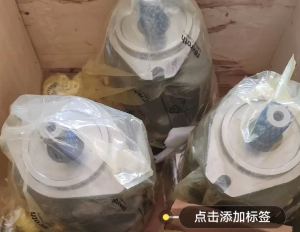 R902473184 AA10VSO71DFR1/31R-VPA42N00 Rexroth piston pump in stock. Feel free to contact me if interested. Brand new original genuine product with high cost performance.