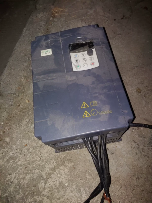 O1CN01K8Wzzp1c0SCTz0D7b_0-fleamarket.jpg_790x10000Q90.jpg_.webp 5.5kw inverter, high-performance ve...