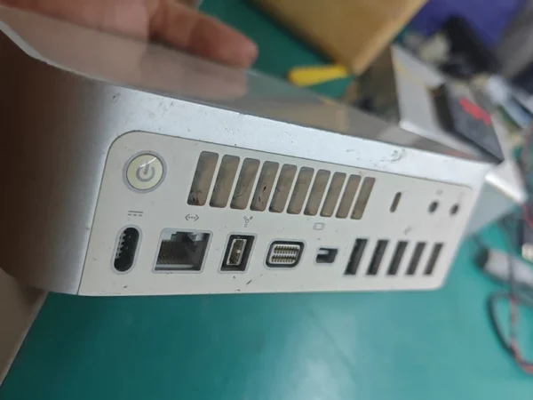 Apple small host, model a1283, no a...