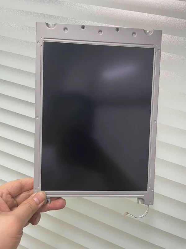 10.4-inch LCD screen LRUGB6381B LRUGB6381C real photos, new appearance, tested well, fixed price, can be directly purchased,