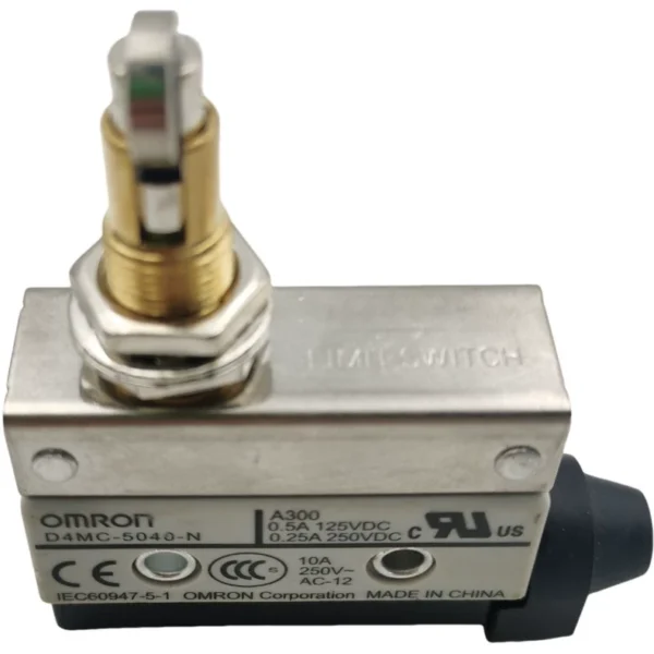 OMRON D4MC-5040-N Limit Switch, Brand New Original Authentic, Actual Product Picture, No Packaging, Supports 125VDC and 250VDC, Rated Current 0.5A/0.25A, 10A AC-12, Unit Price 25 Yuan