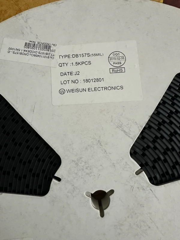 SMD Bridge: DB157S: A full tray costs 100 yuan. If you're interested, click "I want" and chat with me privately.