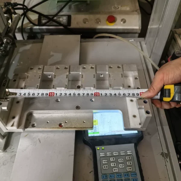 Used automatic screw machine, double-station design, condition as shown in the pictures, actual photos. Equipped with a touch screen controller, easy to operate. Suitable for various screw specifications, what you see in the actual photos is what you get. Can be turned on normally and run normally. 11 units for bulk sale, not sure how to test. Interested friends, come and chat~