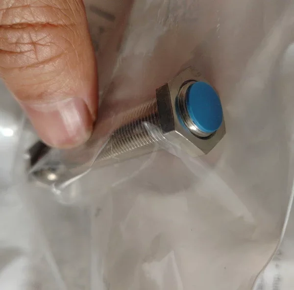 Original German SICK proximity sensor IME12-04BPOZC0S, order number 1040768IME12-04BP0ZCOS, unit price 60 yuan, limited quantity