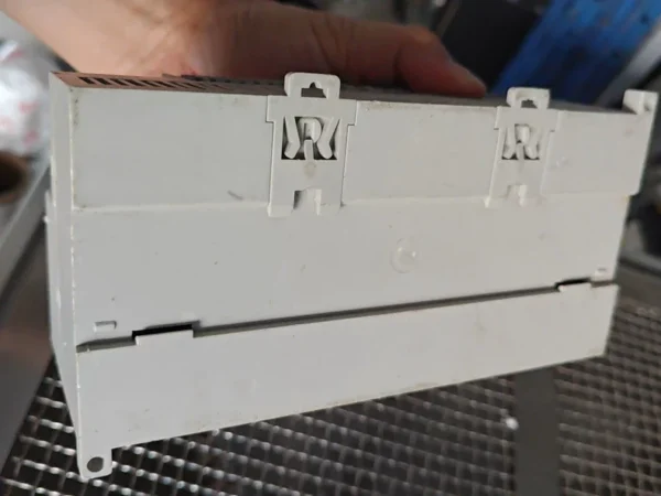 Rectangle RECT, su8000, 24V input, ...
