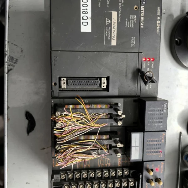 O1CN01PnmqPZ1giezkrKI8H_4611686018427385552-53-fleamarket.heic_790x10000Q90.jpg_.webp Used Mitsubishi PLC A1SJHCPUA1SX42 A1SY42 A1S62DA A1SX41, condition as shown in the picture, fully functional, sold at a low price