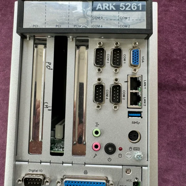 Advantech industrial computer ARK 5261, image condition, quality not guaranteed, no returns or exchanges, untested. If interested, click "I want" to chat with me privately.