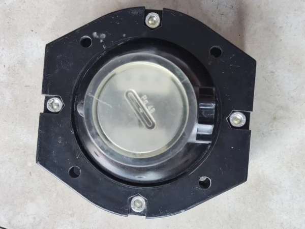 Pepperl+Fuchs UC10000-F260-IE8R2250790 ultrasonic sensor, 80% new with scratches, priced for sale. If interested, click "I want" to chat with me privately.