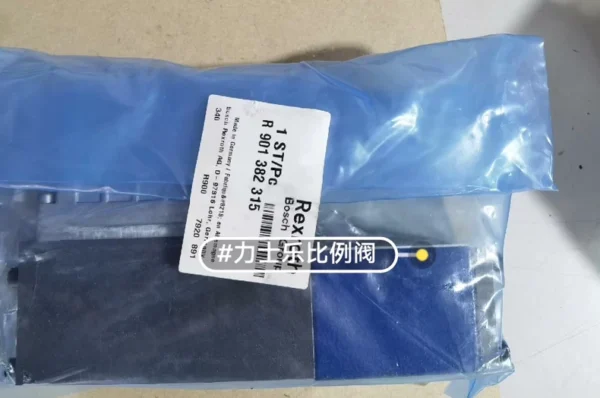R901382315 4WRPEH6C3B40L-3X/M/24A1 guaranteed brand new original authentic Rexroth hydraulic proportional directional valve, new stock available, original authentic. Feel free to contact me if interested.