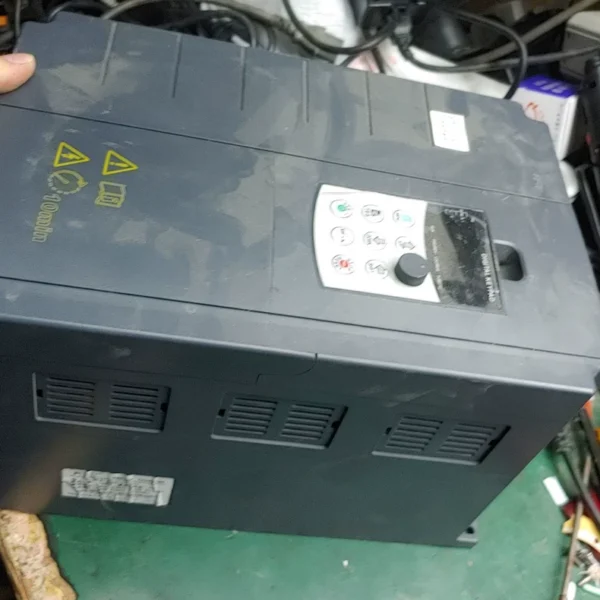 O1CN01SSCWHf1c0SCT5ziDb_0-fleamarket.jpg_790x10000Q90.jpg_.webp 5.5kw inverter, high-performance ve...