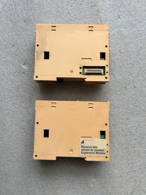 Schneider PLC module TWDLCAA24DRF 2 pieces, TM2AMM3HT 1 set, disassembled, actual product shooting, function guaranteed, power-on, guaranteed to be installed. Good condition, negotiable price (8-1)