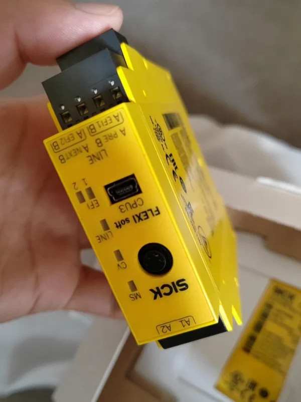 FX3-CPU320002 sick brand new original CPU relay FX3-CPU320002 1059305 original imported sick safety safety relay brand new original authentic quantity 6 unit price 1760 yuan