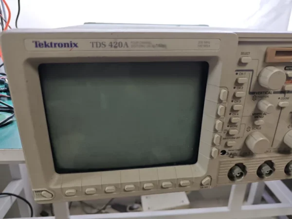 O1CN01ZnjCpM1c0SNQV5uim_4611686018427382930-53-fleamarket.heic_790x10000Q90.jpg_.webp Tektronix Oscilloscope, Model: TDS4...