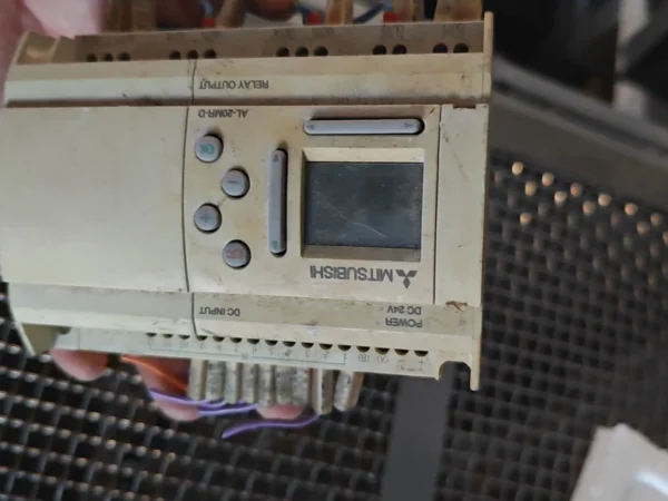 O1CN01bTI9oX1c0SNFYiZQC_4611686018427382930-53-fleamarket.heic_790x10000Q90.jpg_.webp Mitsubishi PLC Programmable Control...