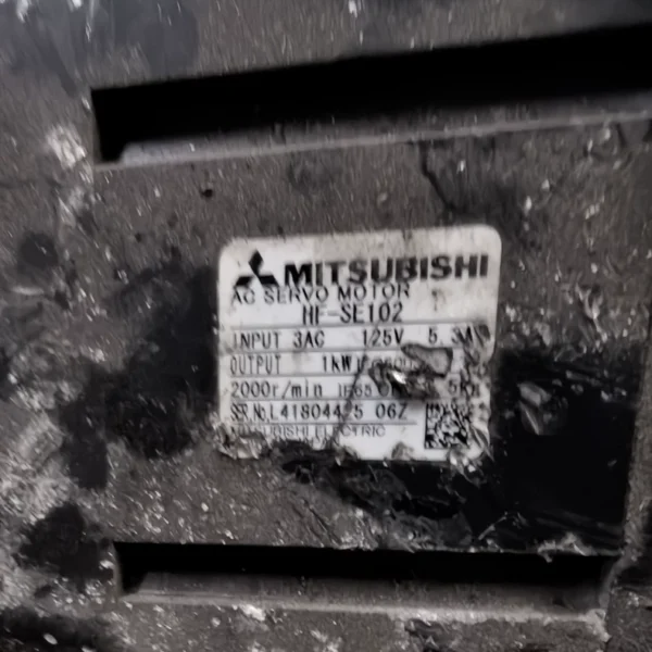 Original Mitsubishi encoder, model AD290L60, from BAUART GERMUFT, German quality guaranteed. The device is in good condition with slight usage marks on the surface, but fully functional. Handle with care to avoid sharp impacts, especially on the detector or shaft end. Accompanied by TUV Rheinland certification, ensuring quality. Selling due to equipment upgrade. Interested friends are welcome to contact, support payment after inspection. No returns or exchanges after sale, please ensure understanding before purchasing!
