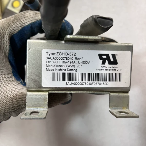 ABB inverter reactor ZCHO-571/ZCHO-572 disassembled, with usage marks, three-phase, real object photographed, function guaranteed, power-on. Both models ZCHO-571 and ZCHO-572 are available, interested bosses please contact, the marked price is unit price