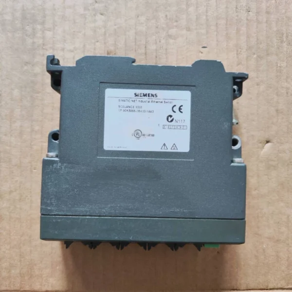 O1CN01dlGFCt2FCbtJ9pZ8a_4611686018427380860-0-fleamarket.jpg_790x10000Q90.jpg_.webp 6GK5005-0BA00-1AA3 Siemens Switch 90% New A32*Brand: Siemens