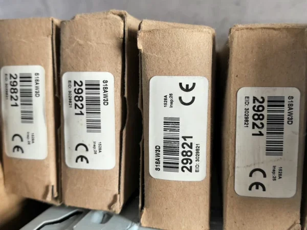 S18-2VPDS-2M original imported BANNER USA QS18VP6W through-beam sensor S186E+S18SN6R negotiable price Q12AB6R Q126E S18AW3D limited quantity negotiable